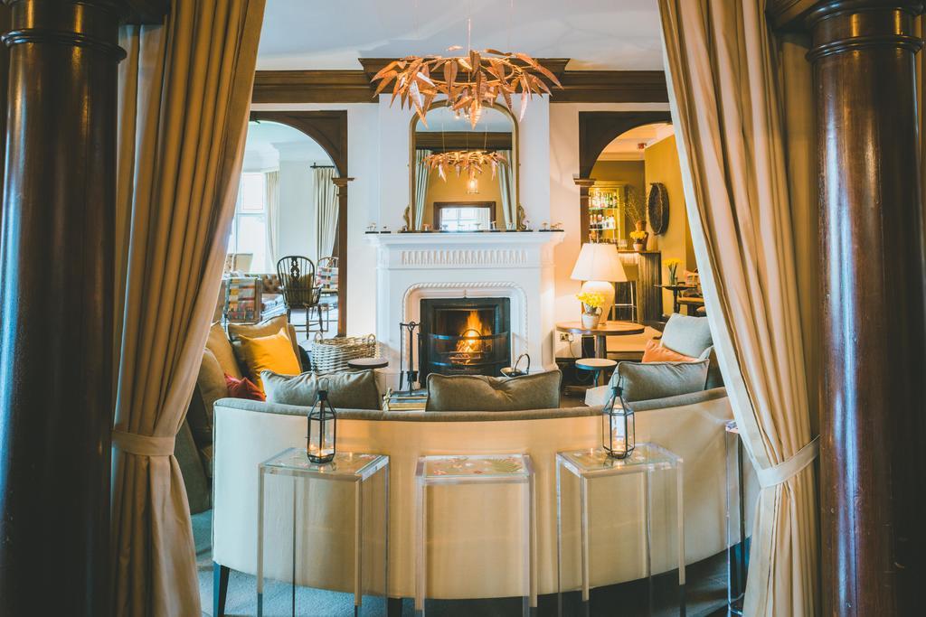 The Coed-Y-Mwstwr Hotel Bridgend  Εξωτερικό φωτογραφία