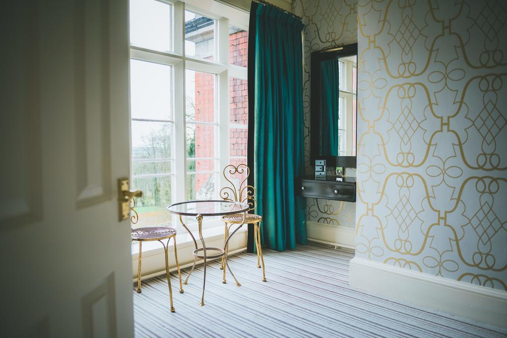 The Coed-Y-Mwstwr Hotel Bridgend  Εξωτερικό φωτογραφία