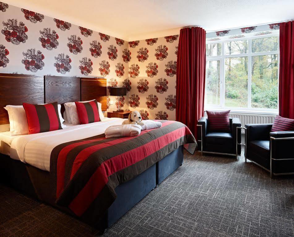 The Coed-Y-Mwstwr Hotel Bridgend  Εξωτερικό φωτογραφία